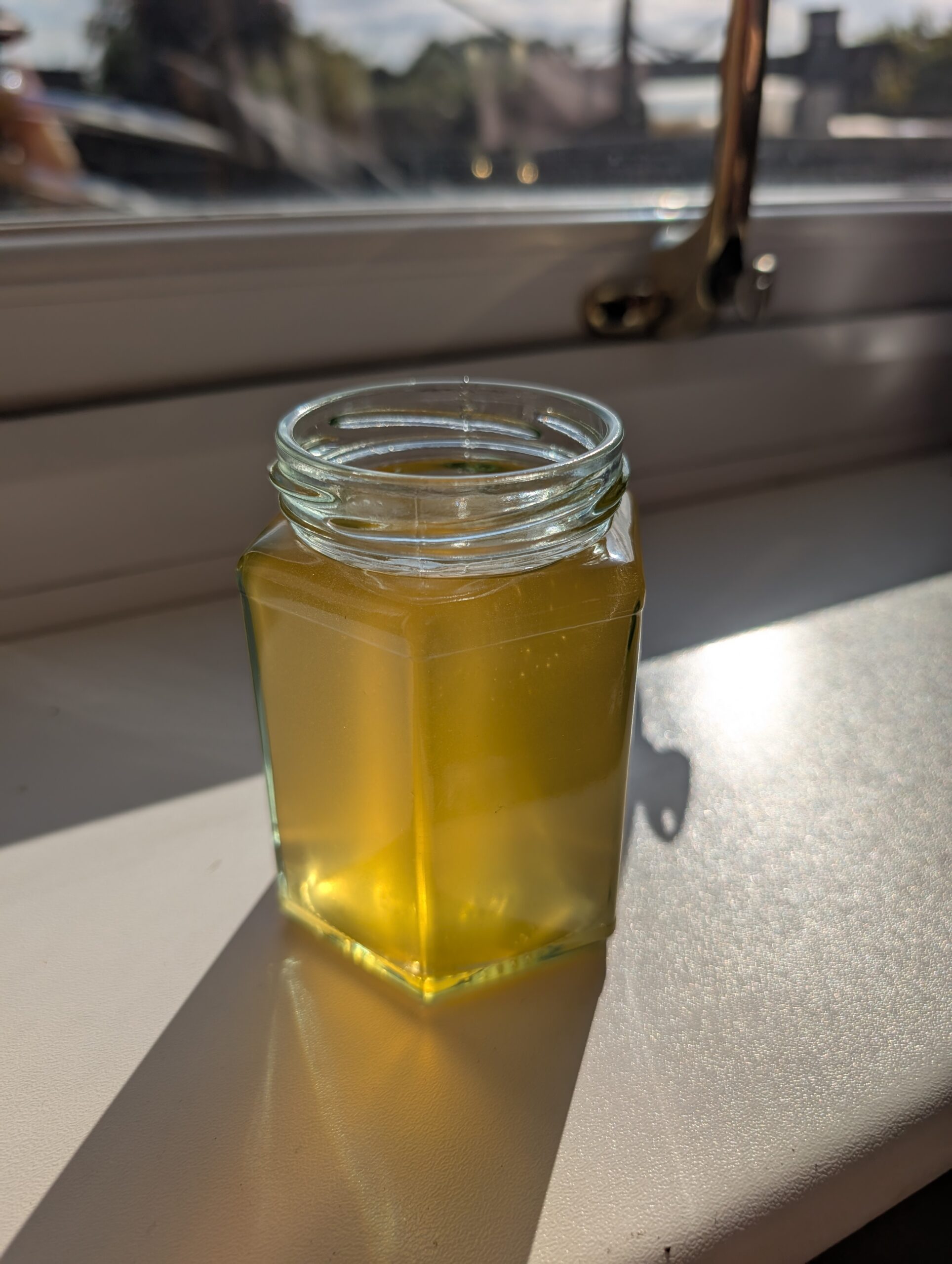 Raw British Honey - 340g Jar - Image 2
